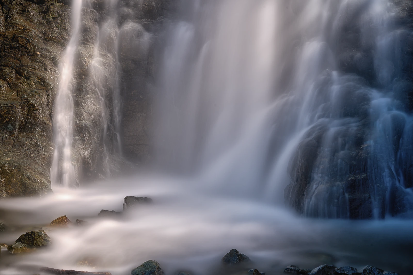 pose longue de la cascade l'oursière belledonne isère L'Académie d'EZ
